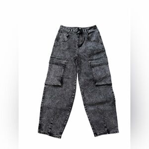 Fashion Nova Gray Relaxed Cargo Jeans